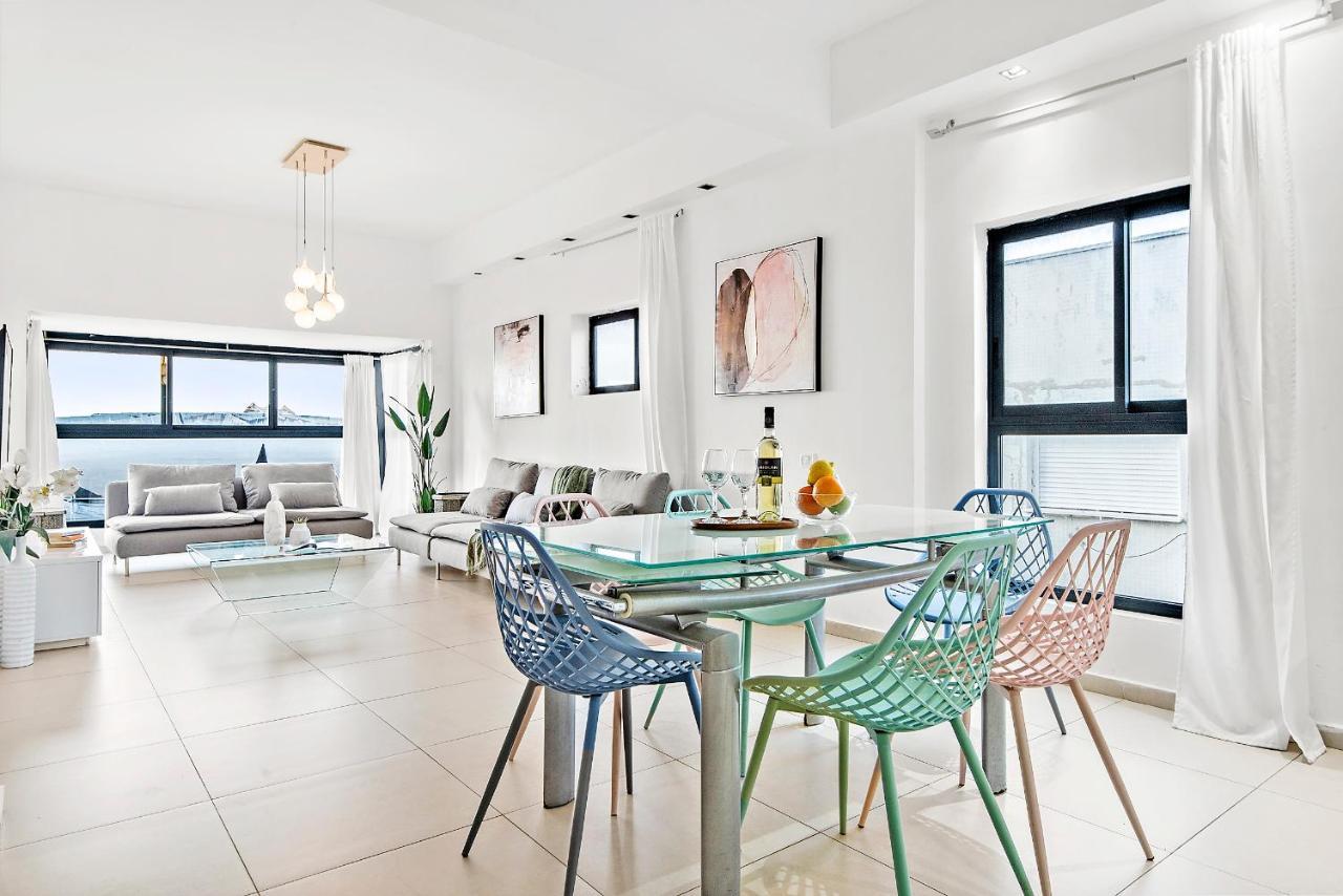 Glorious Renovated Apartment On Top Of The Beach Tel Aviv Exterior foto