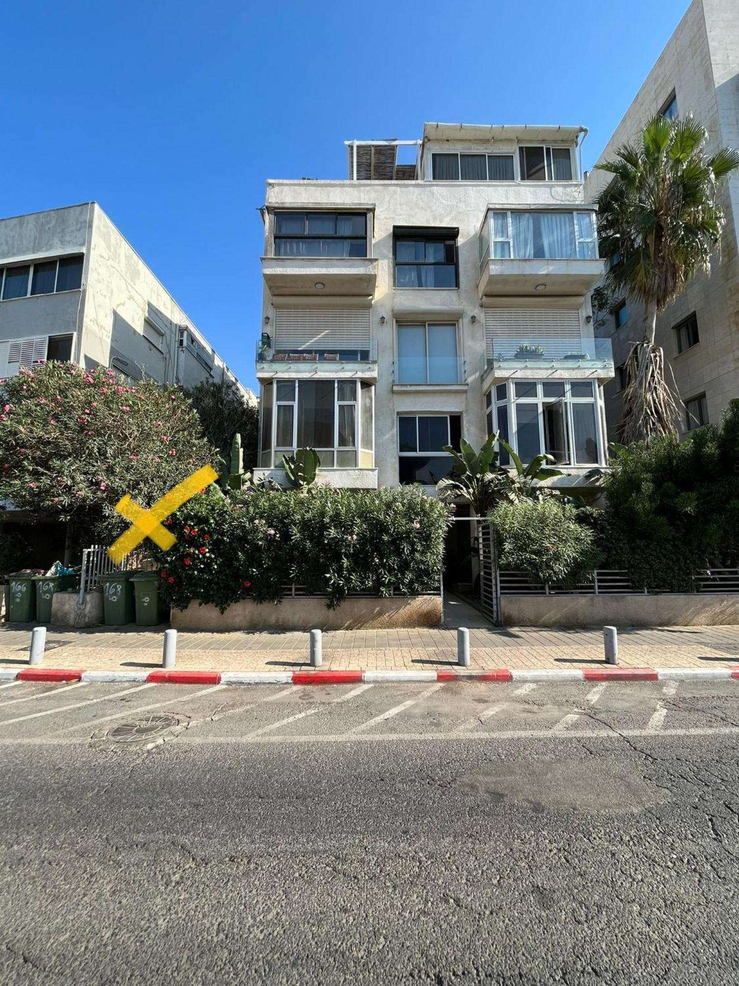 Glorious Renovated Apartment On Top Of The Beach Tel Aviv Exterior foto